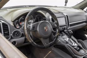 2013 Porsche Cayenne - Image 16