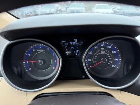 2012 HYUNDAI ELANTRA