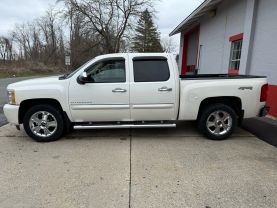 2012 CHEVROLET SILVERADO 1500 CREW CAB PICKUP V8, FLEX FUEL, 5.3 LITER LTZ PICKUP 4D 5 3/4 FT