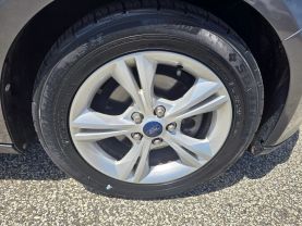 2014 FORD FOCUS SEDAN 4-CYL, PZEV, 2.0 LITER SE SEDAN 4D
