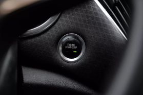 2020 Chevrolet Malibu - Image 25
