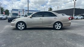 2004 TOYOTA CAMRY
