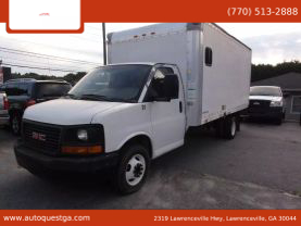 2006 GMC SAVANA CUTAWAY VAN V8, 4.8 LITER VAN CAB-CHASSIS 2D