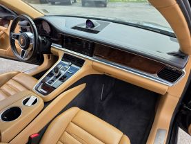 2018 PORSCHE PANAMERA