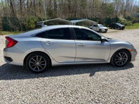2019 HONDA CIVIC SEDAN 4-CYL, PZEV, TURBO, 1.5 LITER EX-L SEDAN 4D at T&T Repairables - used car dealership in Spencer, Indiana.