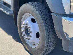 2019 FORD F450 SUPER DUTY CREW CAB & CHASSIS CAB_CHASSIS V10, 6.8 LITER XL CAB & CHASSIS 4D - The Auto Lot
