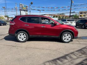 2015 Nissan Rogue - Image 2