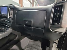 2018 Chevrolet Silverado 1500 Crew Cab - - Image 27