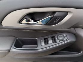 2020 CHEVROLET TRAVERSE SUV V6, 3.6 LITER LS SPORT UTILITY 4D