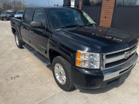 2010 CHEVROLET SILVERADO 1500 CREW CAB PICKUP V8, FLEX FUEL, 5.3 LITER LT PICKUP 4D 5 3/4 FT