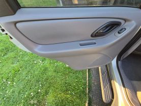 2002 FORD ESCAPE SUV 4-CYL, 2.0 LITER XLS SPORT UTILITY 4D