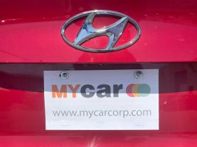 2017 Hyundai Elantra - Image 27