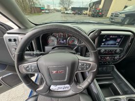 2015 GMC SIERRA 1500 CREW CAB PICKUP V8, ECOTEC3, 5.3 LITER SLE PICKUP 4D 5 3/4 FT