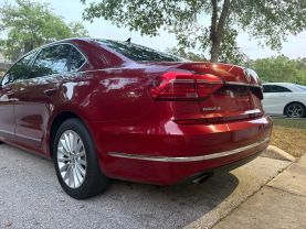 2016 VOLKSWAGEN PASSAT