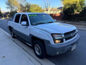 2002 CHEVROLET AVALANCHE 2500 SPORT UTILITY PICKUP 4D