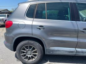 2013 Volkswagen Tiguan - Image 23