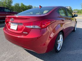 2013 Hyundai Elantra - Image 10