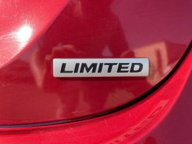2013 Hyundai Elantra - Image 8