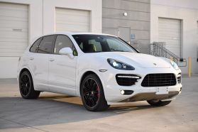 2012 PORSCHE CAYENNE SUV M4851 TURBO