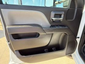 2017 CHEVROLET SILVERADO 3500 HD CREW CAB PICKUP V8, TURBO DSL, 6.6L WORK TRUCK PICKUP 4D 8 FT