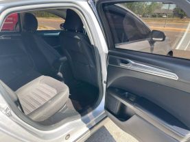 2019 Ford Fusion - Image 29