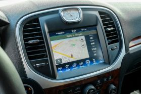2014 Chrysler 300 - Image 24