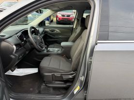 2020 CHEVROLET TRAVERSE SUV V6, 3.6 LITER LS SPORT UTILITY 4D