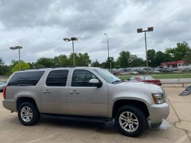 2009 CHEVROLET SUBURBAN 1500 SUV V8, FLEX FUEL, 5.3 LITER LT SPORT UTILITY 4D
