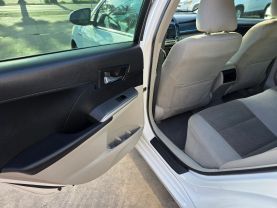 2012 TOYOTA CAMRY SEDAN 4-CYL, HYBRID, 2.5 LITER LE HYBRID SEDAN 4D