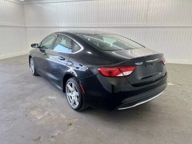2016 CHRYSLER 200