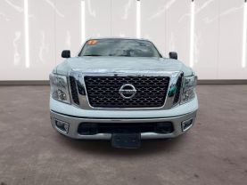 2017 NISSAN TITAN CREW CAB PICKUP V8, 5.6 LITER S PICKUP 4D 5 1/2 FT