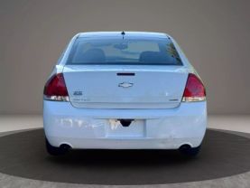 2015 CHEVROLET IMPALA LIMITED SEDAN V6, 3.6 LITER LS SEDAN 4D