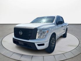 2023 NISSAN TITAN CREW CAB