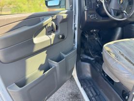 2011 CHEVROLET EXPRESS 2500 CARGO CARGO V8, FLEX FUEL, 4.8 LITER VAN 3D