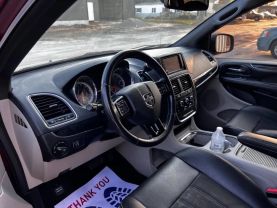 2019 DODGE GRAND CARAVAN PASSENGER PASSENGER V6, FLEX FUEL, 3.6 LITER SXT MINIVAN 4D