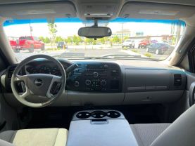 2012 GMC SIERRA 1500 CREW CAB PICKUP V8, FLEX FUEL, 5.3 LITER SLE PICKUP 4D 5 3/4 FT - The Auto Lot