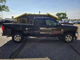 2017 CHEVROLET SILVERADO 1500 DOUBLE CAB PICKUP V8, ECOTEC3, FF, 5.3L Z71 LT PICKUP 4D 6 1/2 FT