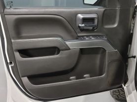 2018 Chevrolet Silverado 1500 Crew Cab - - Image 38