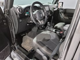 2017 Jeep Wrangler Unlimited - - Image 11
