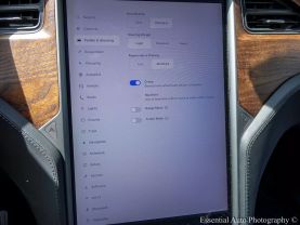 -2018 Tesla Model X - Image 20