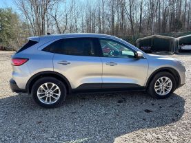 2021 FORD ESCAPE SUV 3-CYL, ECOBOOST, TURBO, 1.5 LITER SE SPORT UTILITY 4D at T&T Repairables - used car dealership in Spencer, Indiana.