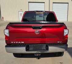 2019 NISSAN TITAN CREW CAB PICKUP V8, 5.6 LITER SV PICKUP 4D 5 1/2 FT