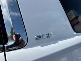2018 GMC YUKON XL SUV WHITE AUTOMATIC - Auto Solutions of Greensboro LLC, NC, 36.05701, -79.84368