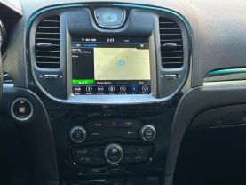 2018 CHRYSLER 300 SEDAN - AUTOMATIC - Dart Auto Group