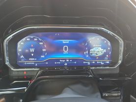 2023 Chevrolet Silverado 1500 Crew Cabrst Pickup 4d 5 3/4 Ft - Image 21