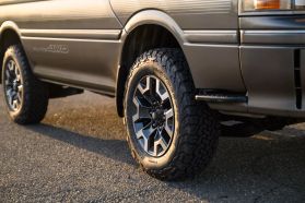 1995 TOYOTA HIACE VAN 1KZ-TE SUPER CUSTOM LIMITED