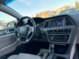 2016 HYUNDAI SONATA SEDAN 4-CYL, PZEV, 2.4 LITER SPORT SEDAN 4D