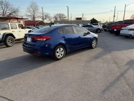 2017 KIA FORTE