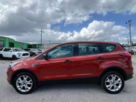 2019 FORD ESCAPE SUV - S 4D SUV FWD