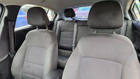 2019 Chevrolet Cruze - Image 12